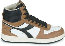 Scarpe sneakers uomo usato  San Severino Marche