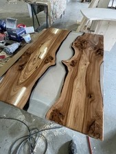 Tavolo legno resina usato  Sestola