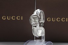 [Quase em perfeito estado com caixa] Gucci 1400L GG 25mm relógio feminino quartzo mostrador prata do Japão comprar usado  Enviando para Brazil