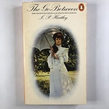 The Go-Between L P Hartley Pequeno Brochura Filme de Ficção Histórica Gravata no Livro comprar usado  Enviando para Brazil