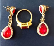 Schmuckset neuwertig gebraucht kaufen  Hattersheim