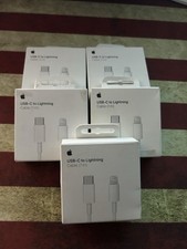 Cabo de carregamento genuíno Apple MUQ93AM/A USB-C para Lightning 1m/3ft - Branco, usado comprar usado  Enviando para Brazil