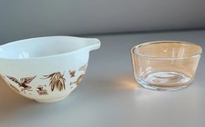Pyrex small bowls for sale  Dewey