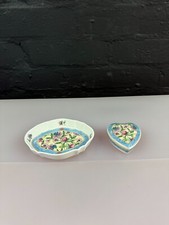 Wedgwood sarah lidded for sale  MANSFIELD