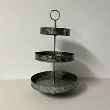 Mind Reader torre de cupcake hierárquico prata metal galvanizado mesa de sobremesa display, usado comprar usado  Enviando para Brazil