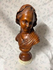 Busto ragazza scolpito usato  Cantu