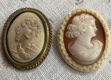 Camée broches résine d'occasion  Theix