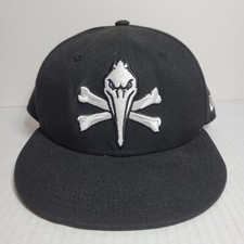 Boné de beisebol Myrtle Beach Pelicans logotipo ossos cruzados caveira ajustado 7 1/8 comprar usado  Enviando para Brazil