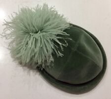 Sombrero Percher de Terciopelo Verde Kangol con Borde de Pluma Marabú Talla Única, usado segunda mano  Embacar hacia Argentina