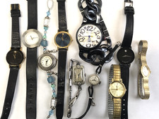 Lote 10 relógios Movado Omega Citizen Bulova Elgin Betsey Johnson Qantas folheado a ouro comprar usado Lote 10 relógios Movado Omega Citizen Bulova Elgin Betsey Johnson Qantas folheado a ouro comprar usado  Enviando para Brazil