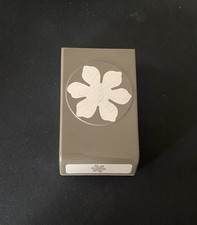 Stampin handstanze zierblüte gebraucht kaufen  Werlte