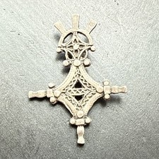 Ancien pendentif argent d'occasion  Montereau-Fault-Yonne