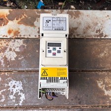 Keb combivert 10.S4.D31-3490 4,4KVA *ENVIO NOTURNO DISPONÍVEL NO REQ comprar usado  Enviando para Brazil