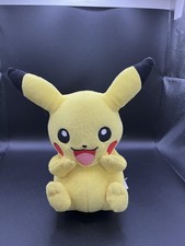 Peluche pokemon pikachu d'occasion  Saint-Barthélemy-d'Anjou
