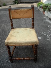Piccola sedia stile usato  Merate