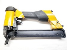 Grampeador pneumático BOSTITCH 438s4-1 MC, coroa de 1/2", perna de 1/2" a 1-1/2" comprar usado  Enviando para Brazil