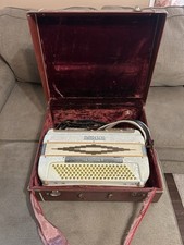 accordion button 31 baronelli for sale accordion button 31 baronelli for sale Toms River