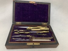 Instrumentos de dibujo vintage de latón en estuche de madera segunda mano  Embacar hacia Mexico