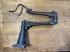 Antigo O.C. industrial Suporte de lâmpada de ferro fundido branco para braço oscilante comprar usado Antigo O.C. industrial Suporte de lâmpada de ferro fundido branco para braço oscilante comprar usado  Enviando para Brazil