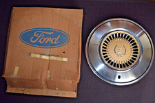 Usado, 75-78 Ford LTD 15” tampa de roda NOS 76 77 Brougham Landau 1975 1976 1977 1978 comprar usado  Enviando para Brazil