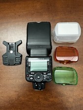 Nikon 700 speedlight d'occasion  Expédié en Belgium