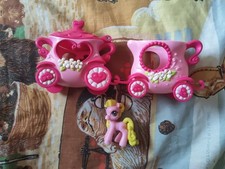 Ponyville My Little Pony 2007 Teacup Parade INCOMPLETO com Brinquedo Cupcake, usado comprar usado  Enviando para Brazil