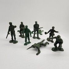 Usado, soldados masculinos vintage detalhados verde auburn exército comprar usado  Enviando para Brazil
