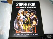 Supereroi libro brossurato usato  Italia