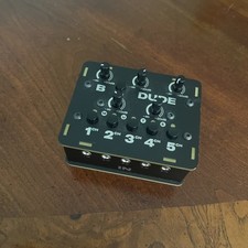 Usado, Mixer de áudio portátil Bastl Instruments Dude 5 canais - alimentado por bateria, compacto comprar usado  Enviando para Brazil