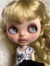 Custom blythe doll d'occasion  Expédié en Belgium