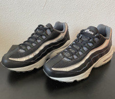 Tênis de corrida Nike Air Max 95 preto prata AT8091-001 EUA tamanho 7Y | Reino Unido 6 comprar usado  Enviando para Brazil
