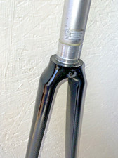 GARFO DE CARBONO PERFIL 700C 1 1/8 POLEGADAS SEM ROSCA 195 MM TUBO DE DIREÇÃO 495 GRAMAS comprar usado  Enviando para Brazil