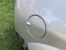 Focus 2.5 fuel for sale  BURTON-ON-TRENT