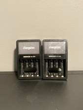 Carregador de bateria Energizer NiMH AA AAA CHVCM4DE para pilhas AA e AAA, usado comprar usado  Enviando para Brazil