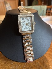 Relógio feminino Sanrio Hello Kitty prata com strass duplo comprar usado Relógio feminino Sanrio Hello Kitty prata com strass duplo comprar usado  Enviando para Brazil