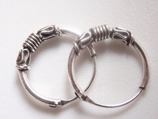 Brincos Bali Hoop 925 Prata Esterlina com 3 Detalhes Decorativos 13 mm de diâmetro, usado comprar usado  Enviando para Brazil