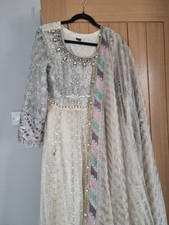 VESTIDO LONGO MARIA B E DUPATTA TAMANHO 12-14, usado comprar usado VESTIDO LONGO MARIA B E DUPATTA TAMANHO 12-14, usado comprar usado  Enviando para Brazil