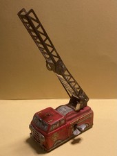 Ancien camion pompier d'occasion  L'Estréchure