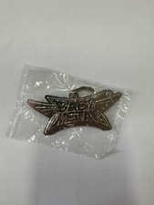 Chaveiro de metal para bebê chaveiro oficial Baby Metal World Tour comprar usado  Enviando para Brazil