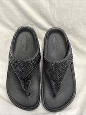 New skechers arch for sale  FAVERSHAM