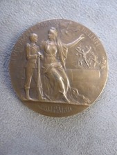 Medaille entrainement physique usato  Spedire a Italy