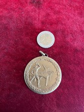 Médaille pendentif tennis d'occasion Médaille pendentif tennis d'occasion  Saint-Jean-en-Royans