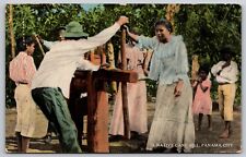 Usado, Cartão postal Natives Work Primitive Cane Mill in the Interior Istmo of Panama 1913 comprar usado  Enviando para Brazil