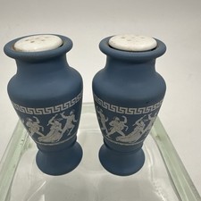 Conjunto de agitador de jasperware Milmar Industries Glass Wedgewood azul branco sal pimenta comprar usado  Enviando para Brazil