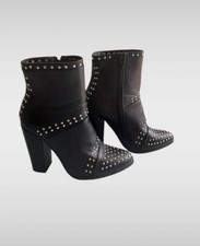 Stivaletti rock chic usato  Traona