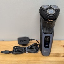 Barbeador Elétrico Philips Norelco - Series 3000 Recarregável Molhado/Seco - S3212 comprar usado  Enviando para Brazil