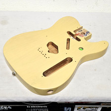 Fender vintera anni usato  Spedire a Italy