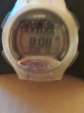 Montre casio modèle d'occasion  Bonnières-sur-Seine