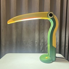 Abajur de mesa verde tucano por H. T. Huang década de 1980 vintage meados do século luz moderna comprar usado  Enviando para Brazil
