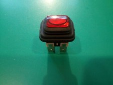 Interrupteur rouge machine d'occasion  Expédié en France